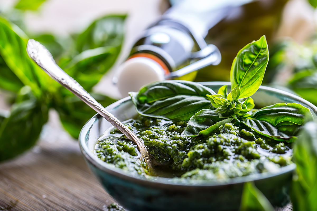 basil pesto with greek basil