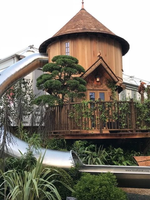 Bespoke BlueForest Tree House
