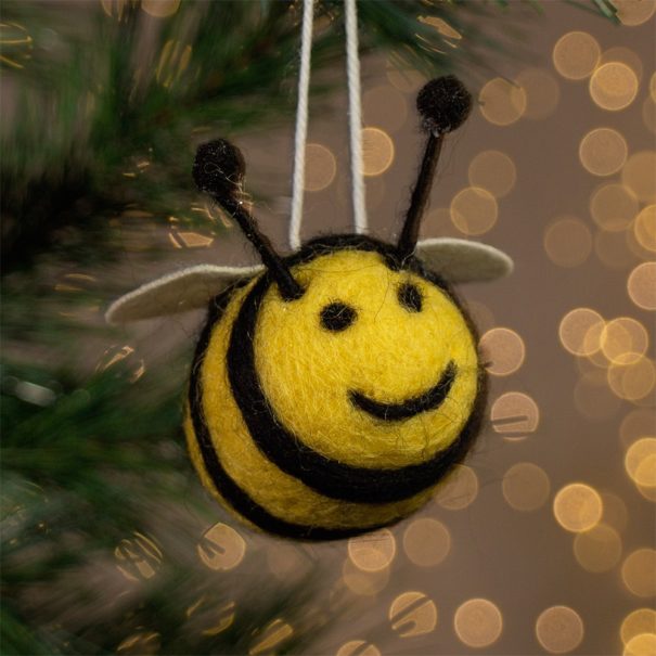 Bee Happy felt hanging decoration